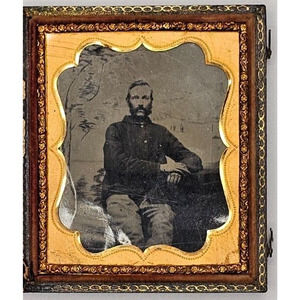 1/6th Tintype Of A Man In Union Uniform In A Union Case